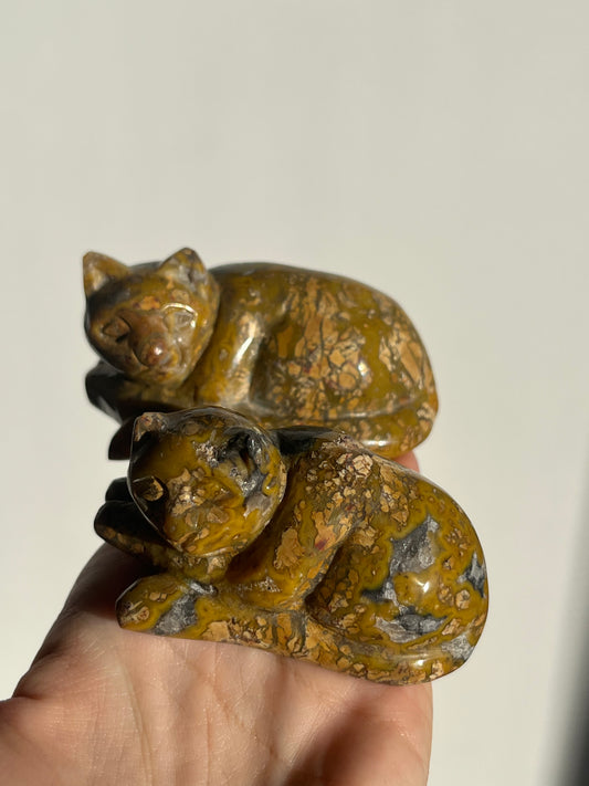 Cotton Candy Agate Cat Carvings B